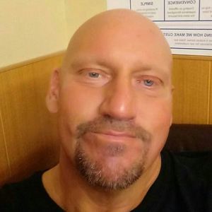 Meet your Posher, Justin